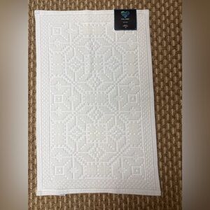 Made In Portugal Bath Rug 100% COTTON OEKO-TEX White 20 X31” By Vital Home NWT
